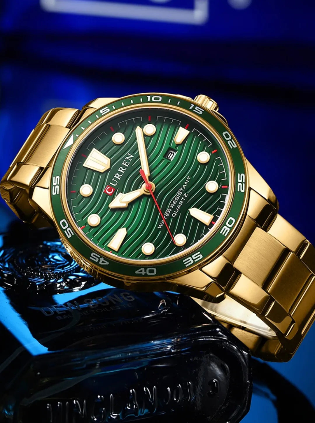 Relógio Masculino pulseira prata Freimolt Clou fundo preto 40mm