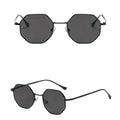 https://vertualy.com.br/collections/oculos-hexagonal/products/oculos-de-sol-classico-hexagonal-full-black?variant=46274946433162